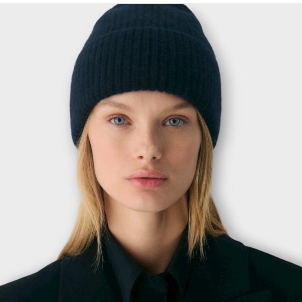 Babaton | Cashmere Ribbed Beanie Black